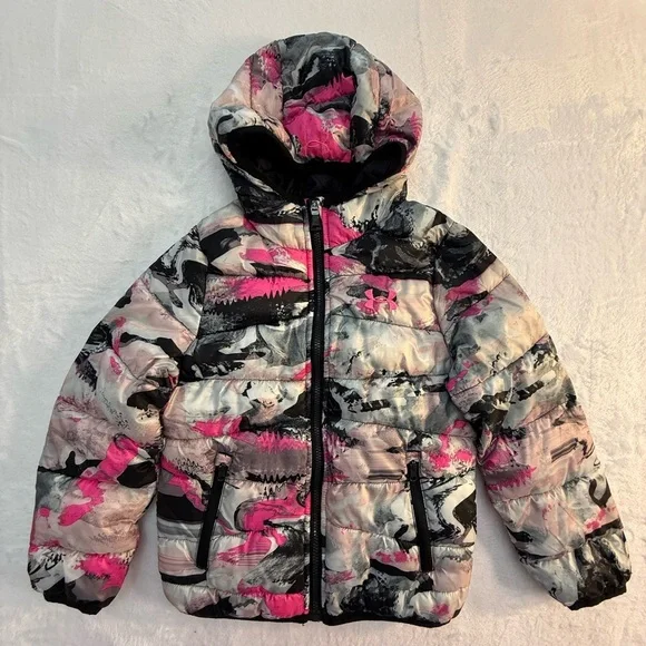 Under Armour Little Girls’ ColdGear Puffer Jacket w/zippered pockets - Picture 1 of 6